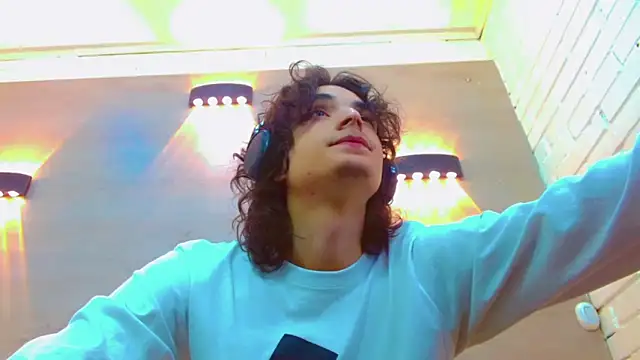 Sr BonnyEthan online show from 20, 11, 2025