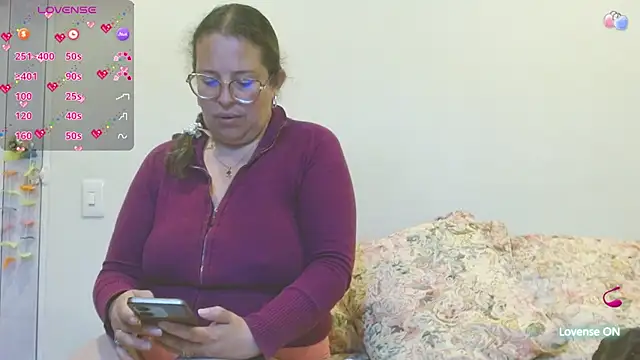 honeyhot paty online show from 16, 5, 2026