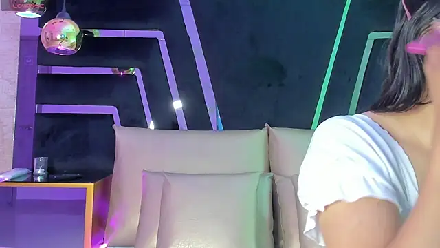 DaraBeckett online show from 24, 10, 2025