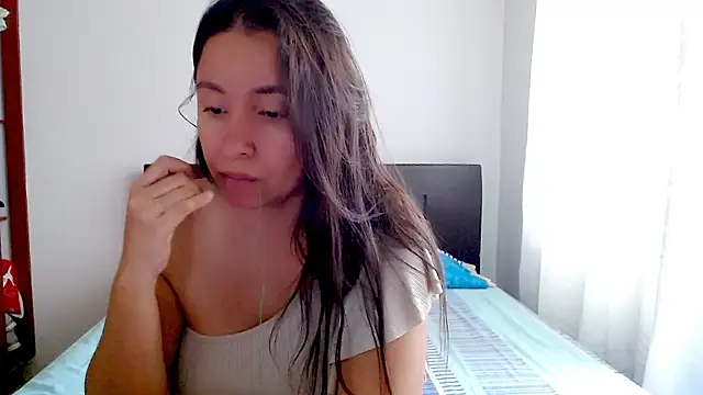 emely sexx20 online show from 31, 10, 2025