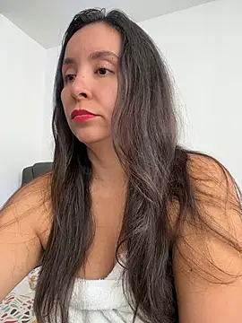 Snapshot of emely_sexx20 chatting on 10, 6, 2026 emely sexx20 online show from 10, 6, 2026