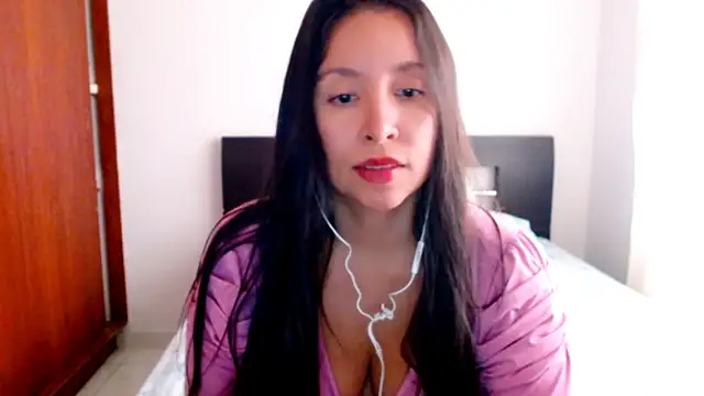emely sexx20 online show from 22, 2, 2025