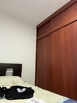 emely sexx20 online show from 20, 2, 2026