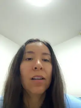 Snapshot of emely_sexx20 chatting on 11, 6, 2026 emely sexx20 online show from 11, 6, 2026