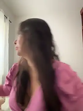 emely sexx20 online show from 15, 2, 2026