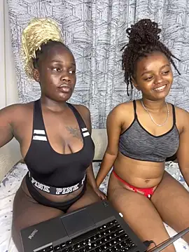 Favoritegirl1 online show from 13, 2, 2026