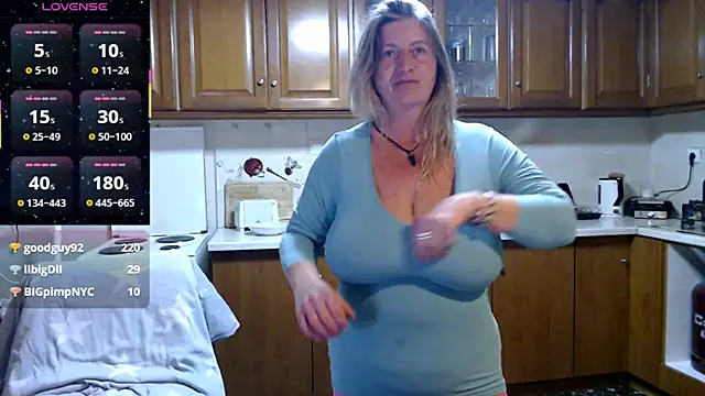 JennaDeluxe online show from 15, 2, 2026