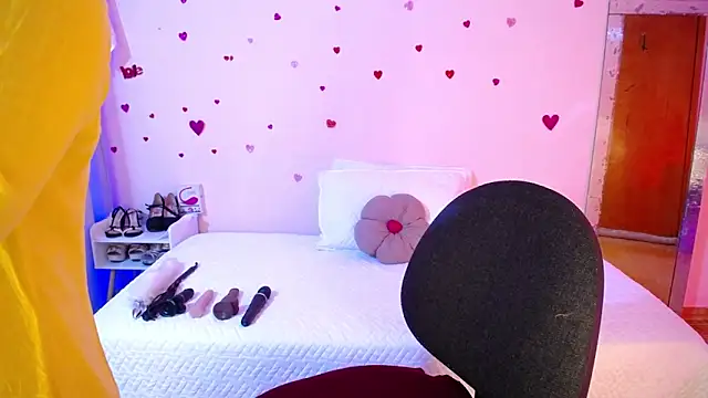 ashlei  online show from 26, 11, 2025