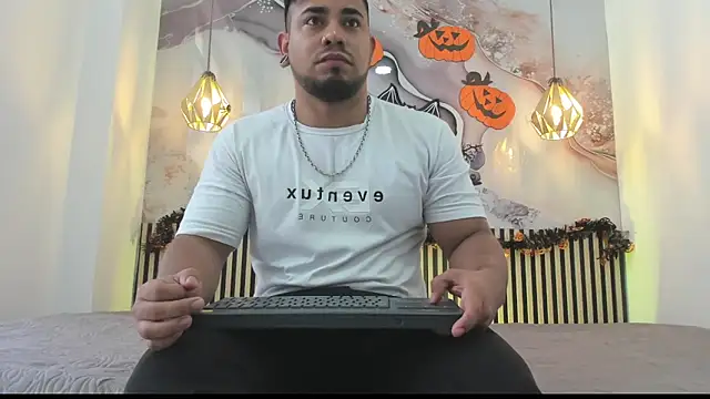 BrianMalonee online show from 1, 11, 2025