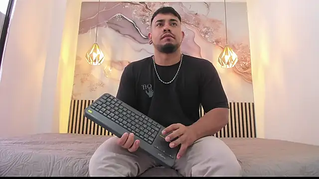 BrianMalonee online show from 17, 10, 2025