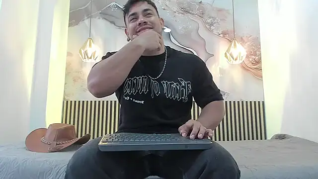 BrianMalonee online show from 15, 11, 2025