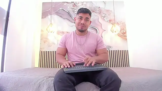 BrianMalonee online show from 8, 11, 2025