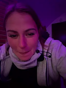 selenaluvv online show from 18, 1, 2026