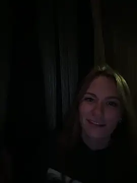 selenaluvv online show from 18, 2, 2025