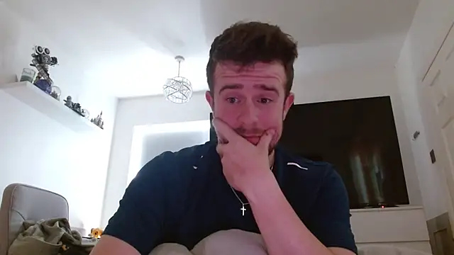 Snapshot of maxy49 chatting on 2, 11, 2025 maxy49 online show from 2, 11, 2025