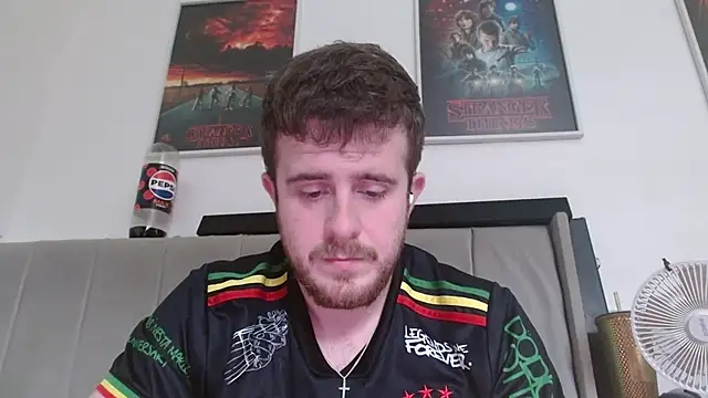 Snapshot of maxy49 chatting on 11, 11, 2025 maxy49 online show from 11, 11, 2025