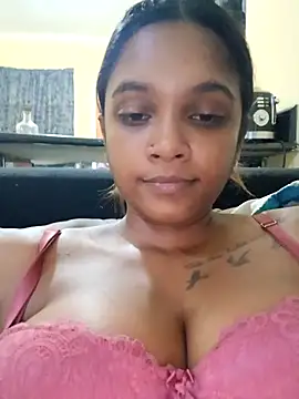 Indianqueen03 online show from 22, 10, 2025