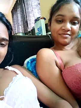 Indianqueen03 online show from 27, 10, 2025