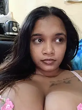 Snapshot of Indianqueen03 chatting on 7, 6, 2026 Indianqueen03 online show from 7, 6, 2026