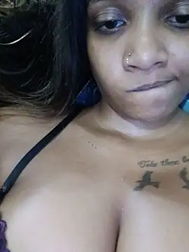 Snapshot of Indianqueen03 chatting on 20, 5, 2026 Indianqueen03 online show from 20, 5, 2026