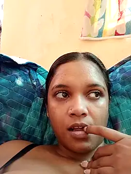 Snapshot of Indianqueen03 chatting on 6, 5, 2026 Indianqueen03 online show from 6, 5, 2026