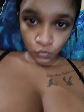 Snapshot of Indianqueen03 chatting on 27, 5, 2026 Indianqueen03 online show from 27, 5, 2026