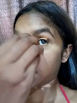 Indianqueen03 online show from 19, 1, 2025