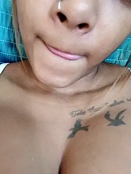 Indianqueen03 online show from 18, 11, 2025