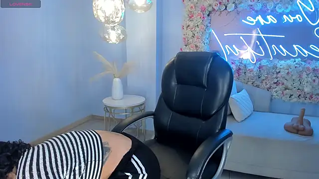 AlessaRomero online show from 15, 12, 2025