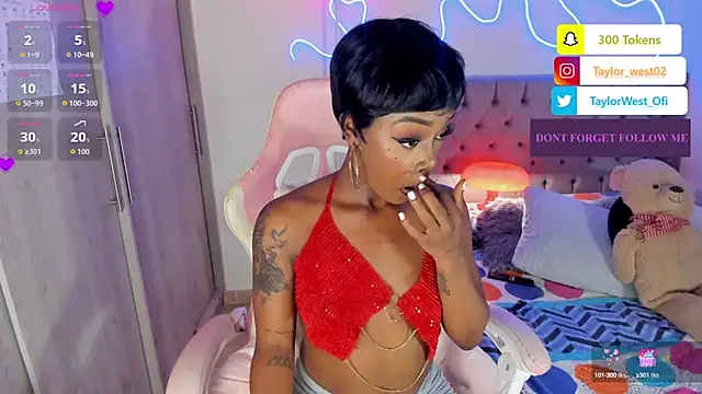 Snapshot of Miss_westt_ chatting on 12, 9, 2025 Miss westt online show from 12, 9, 2025