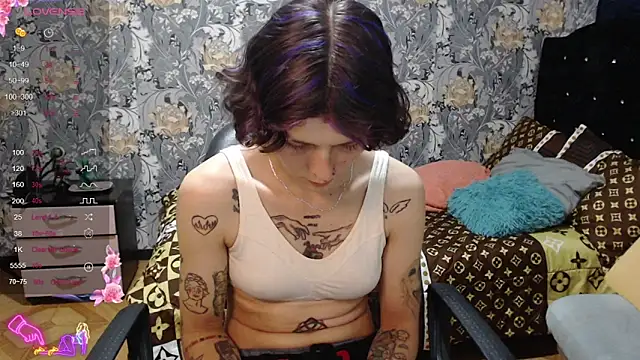 pretty cristal69 online show from 19, 4, 2026