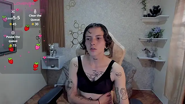 pretty cristal69 online show from 13, 9, 2025