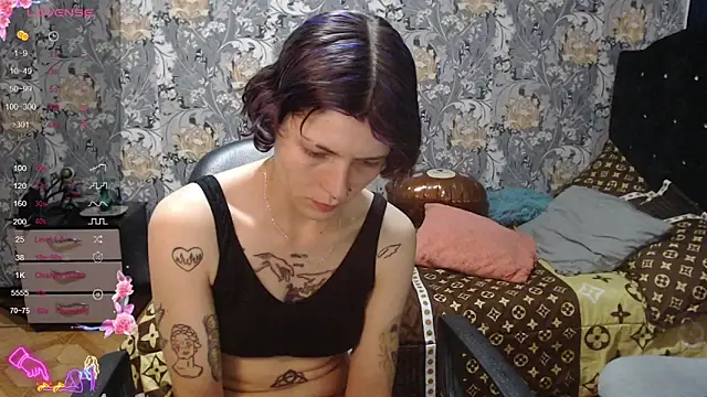 pretty cristal69 online show from 30, 4, 2026