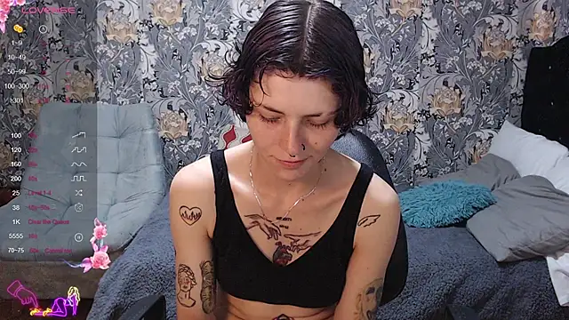 pretty cristal69 online show from 28, 6, 2026