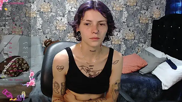 pretty cristal69 online show from 7, 5, 2026