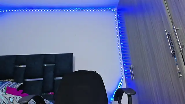 Lagosanthos online show from 4, 2, 2025