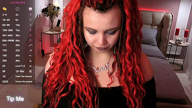 Miss Maya Mils online show from 27, 3, 2026