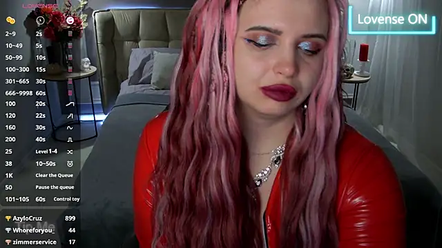 Miss Maya Mils online show from 8, 3, 2025