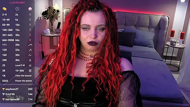 Miss Maya Mils online show from 11, 4, 2026