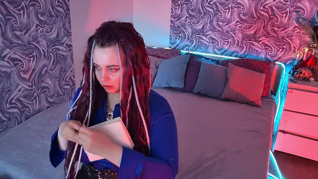 Miss Maya Mils online show from 28, 5, 2026