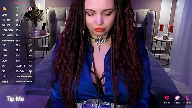 Miss Maya Mils online show from 24, 2, 2026