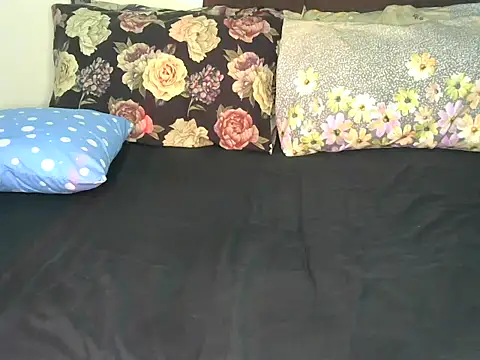 Bella cute01 online show from 13, 2, 2026