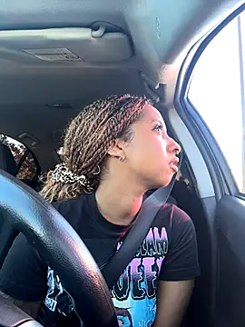 Your Paris online show from 9, 10, 2025