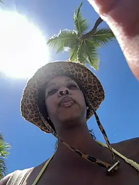 Your Paris online show from 18, 4, 2026