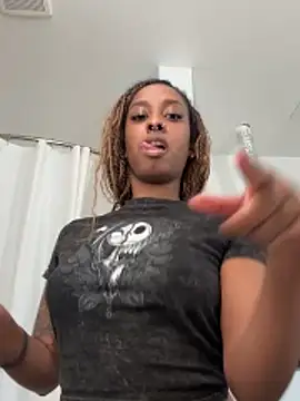 Your Paris online show from 24, 10, 2025