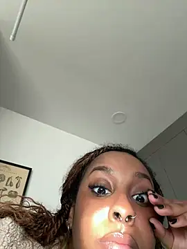 Your Paris online show from 18, 10, 2025