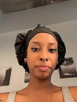 Your Paris online show from 5, 4, 2026