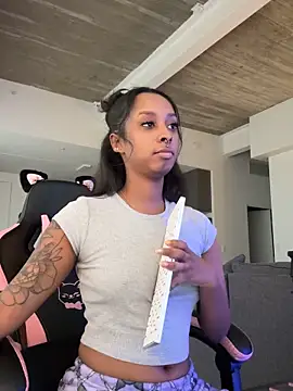 Your Paris online show from 6, 4, 2026