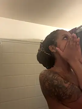 Your Paris online show from 11, 11, 2025