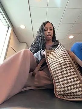 Your Paris online show from 11, 4, 2026